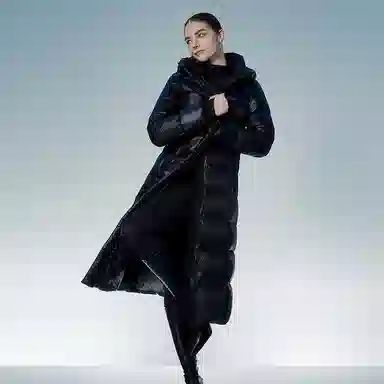 坦博尔 连帽厚款纯色长袖羽绒服 女款