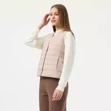 坦博尔 轻薄保暖修身纯色圆领百搭马甲羽绒服 女款