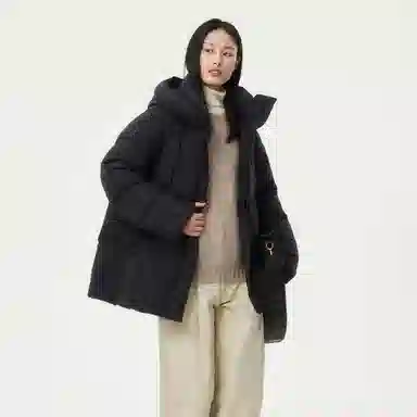 坦博尔 廓形连帽精致简约纯色长袖通勤面包面包羽绒服 女款