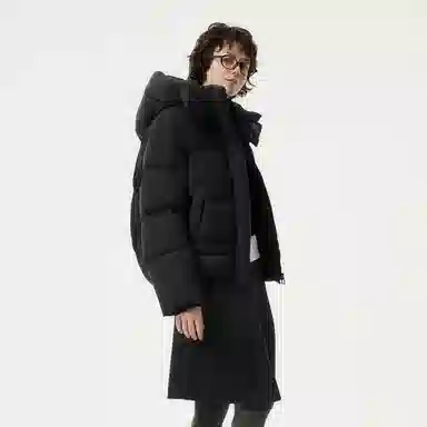 坦博尔 纯色宽松短款长袖羽绒服 女款