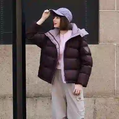 坦博尔 简约纯色保暖羽绒服 女款