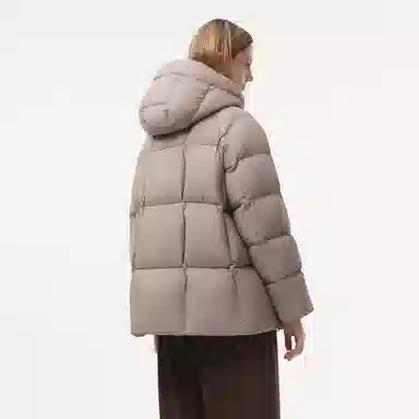 坦博尔 廓形连帽精致简约纯色长袖通勤面包面包羽绒服 女款