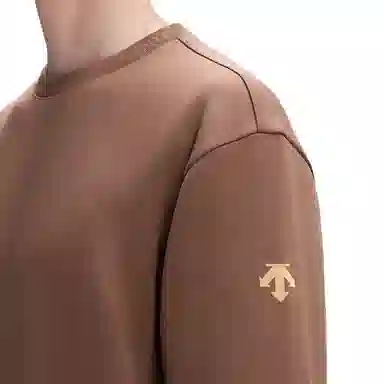 DESCENTE ESSENTIAL logo