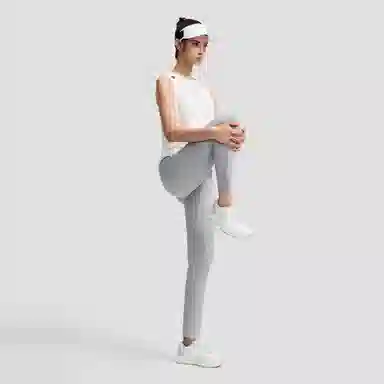 DESCENTE WOMENS RUNNING logo