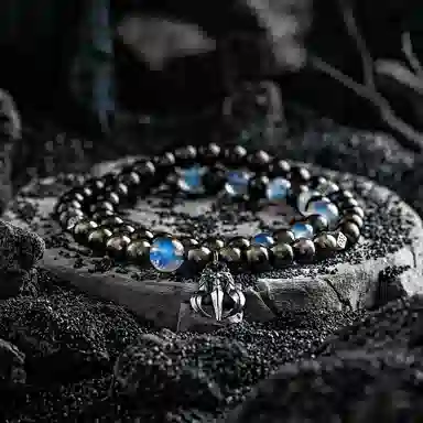 GUXI Dark World