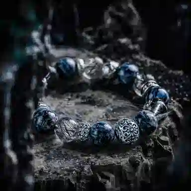 GUXI Dark World