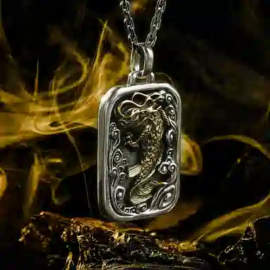 GUXI Dark World Pendant