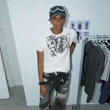 ROCAWEAR T