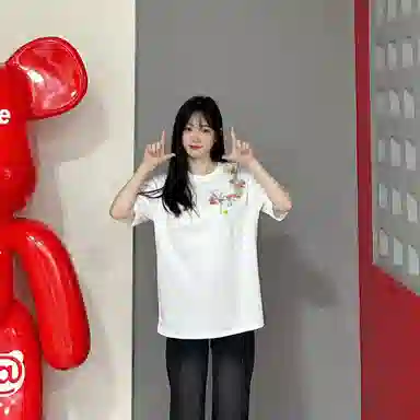 s.k. manor hill LogoCleanftT