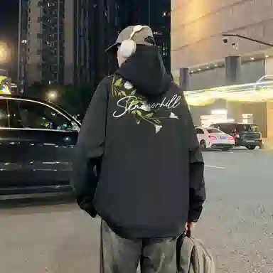 s.k. manor hill Logo