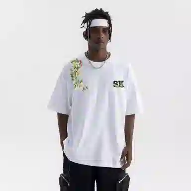 s.k. manor hill logoT