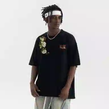 s.k. manor hill logoT