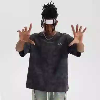 s.k. manor hill logoT