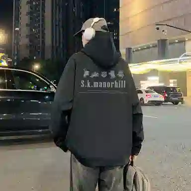 s.k. manor hill Logo