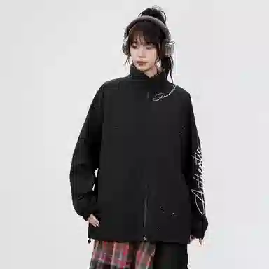 s.k. manor hill Logo