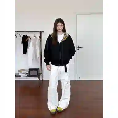 LIN MYKING inscityboy