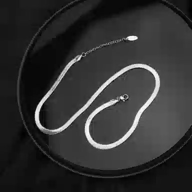 cooraree Blade Cuban Chain Necklace Silver