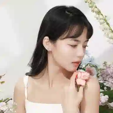 VANA Four-leaf 2023
