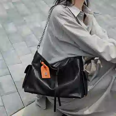 ROBERTA DI CAMERINO Tote