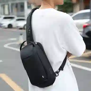 ROBERTA DI CAMERINO USB