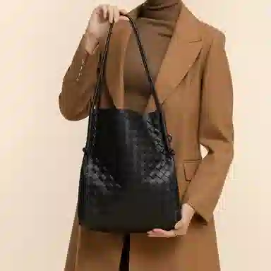 ROBERTA DI CAMERINO Tote