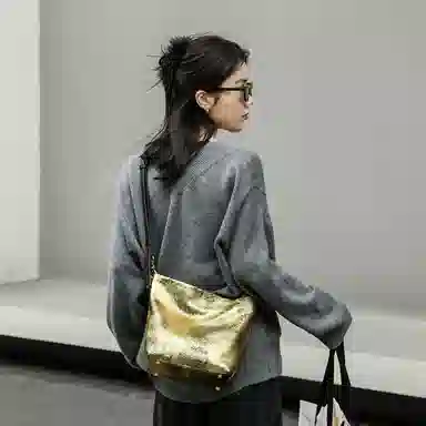 ROBERTA DI CAMERINO Tote