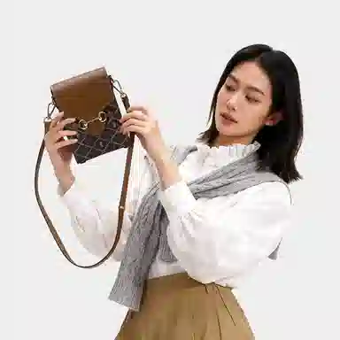 ROBERTA DI CAMERINO PVC