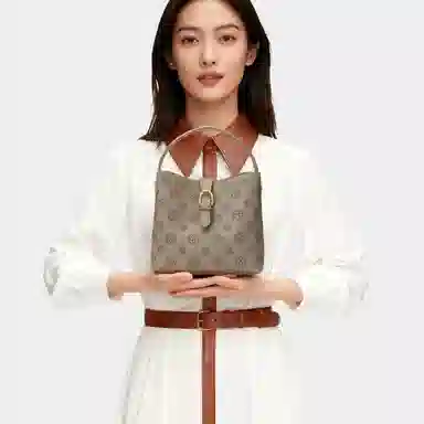 ROBERTA DI CAMERINO logo