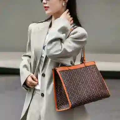 ROBERTA DI CAMERINO logo PVC Tote