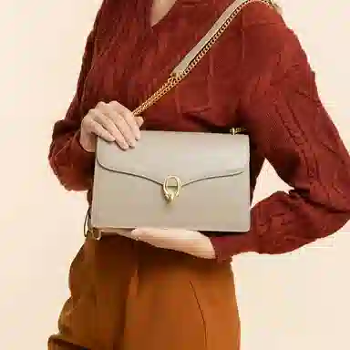 ROBERTA DI CAMERINO Q