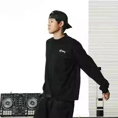 MOONWAV logoT