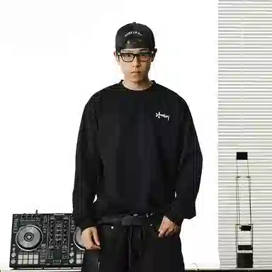 MOONWAV logoT