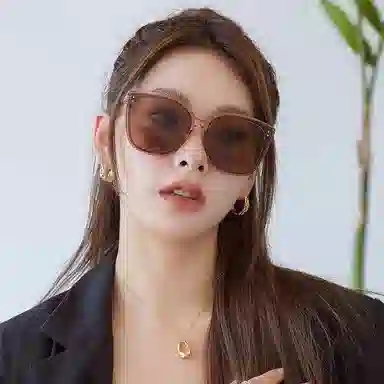 PRETTYALLUSION G*M