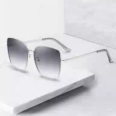 PRETTYALLUSION Cat Eye Sunglasses