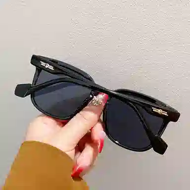 PRETTYALLUSION TR90