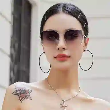 PRETTYALLUSION Cat Eye Sunglasses