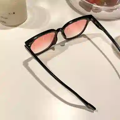 PRETTYALLUSION TR90
