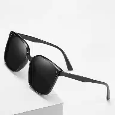 PRETTYALLUSION TR90