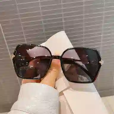 PRETTYALLUSION TR90