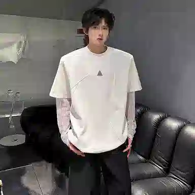 AWAO T