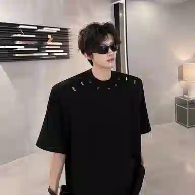 AWAO T