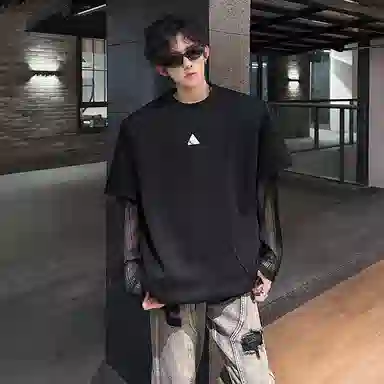AWAO T