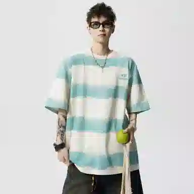 AWAO T