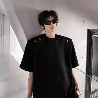 AWAO T