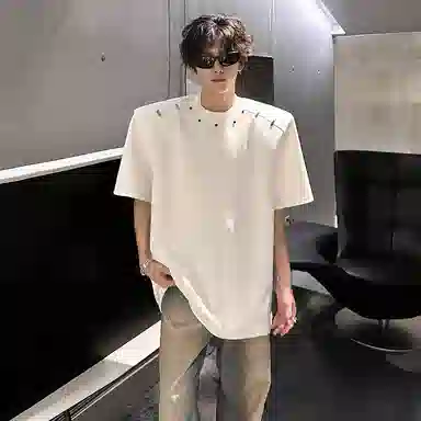 AWAO T