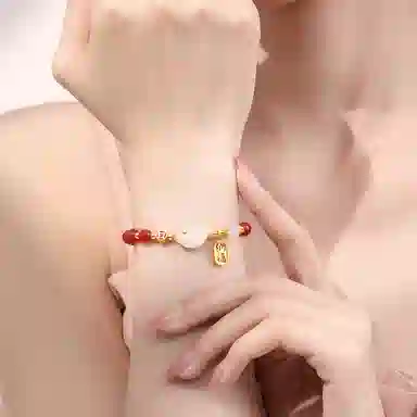 匆匆那年 上岸锦鲤 国潮新中式福牌精致轻奢平安扣 小众设计高级感可调节手串 玉髓 手链 女款