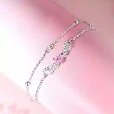 925