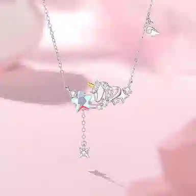 925