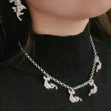 Qurioustone 925
