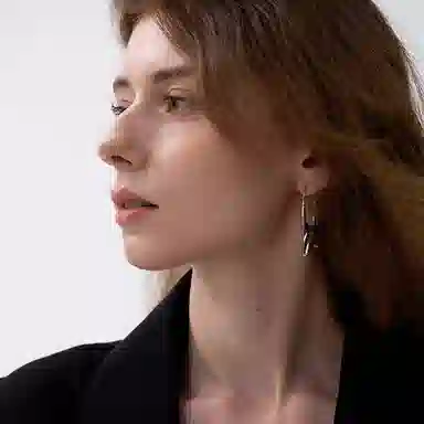 Qurioustone